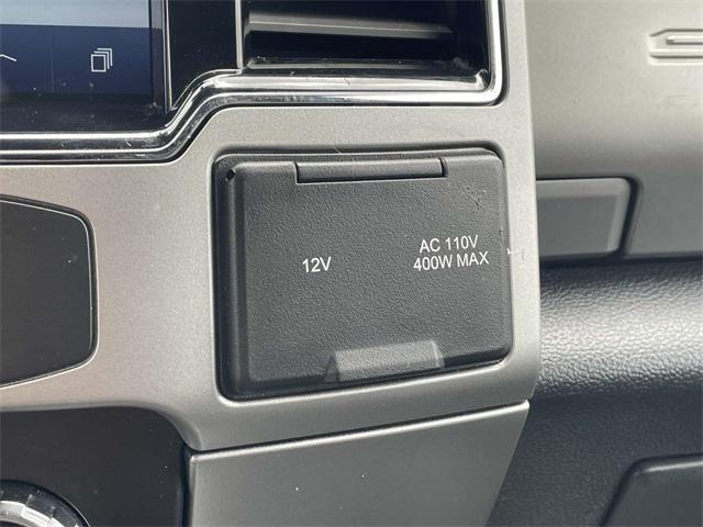 Photo of 2022 Agate Black Metallic Ford F-250