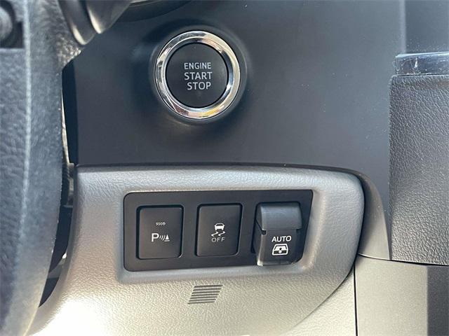 Photo of 2021 Blizzard Pearl Toyota Sequoia