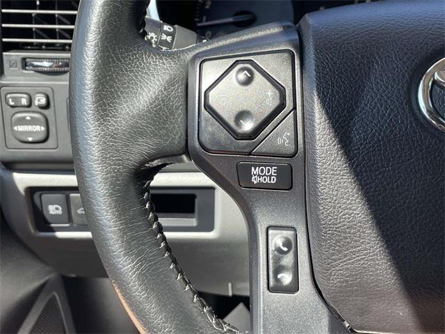 Photo of 2021 Blizzard Pearl Toyota Sequoia