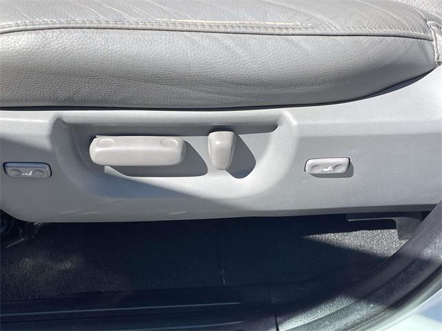 Photo of 2021 Blizzard Pearl Toyota Sequoia