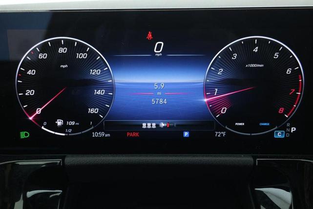 Photo of 2024 Night Black Mercedes-Benz GLA 250