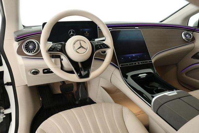 Photo of 2023 Polar White Mercedes-Benz EQS 450