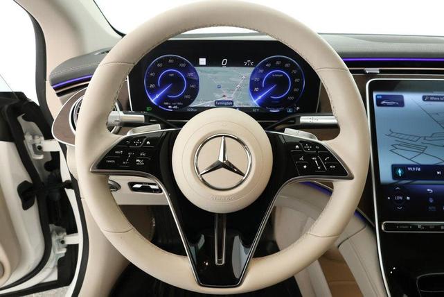 Photo of 2023 Polar White Mercedes-Benz EQS 450