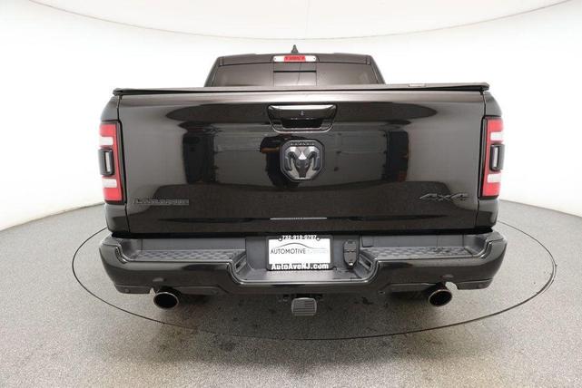 Photo of 2022 Diamond Black Crystal Pearlcoat RAM 1500