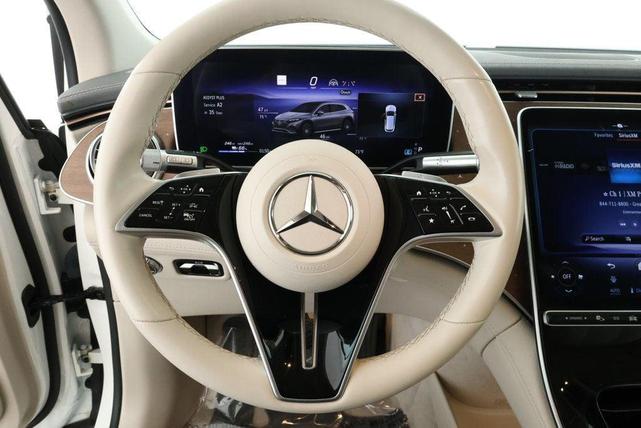 Photo of 2023 Polar White Mercedes-Benz EQS 450