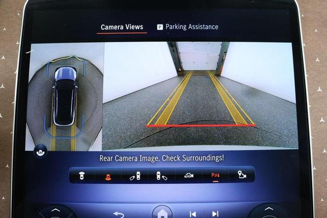 Photo of 2023 Polar White Mercedes-Benz EQS 450