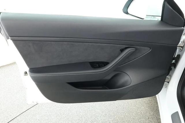 Photo of 2020 Pearl White Multi-Coat Tesla Model 3
