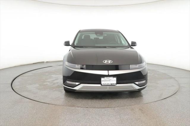 Photo of 2024 Abyss Black Hyundai IONIQ 5