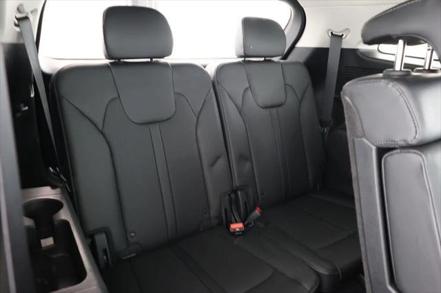 Photo of 2021 Gravity Grey Kia Sorento
