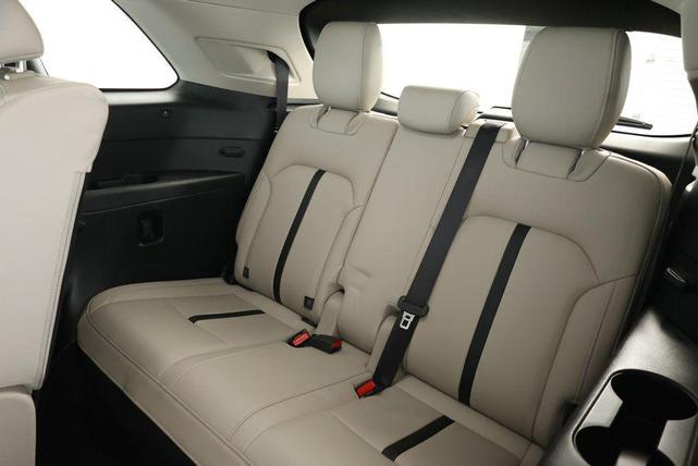 Photo of 2024 Platinum Quartz Mazda CX-90
