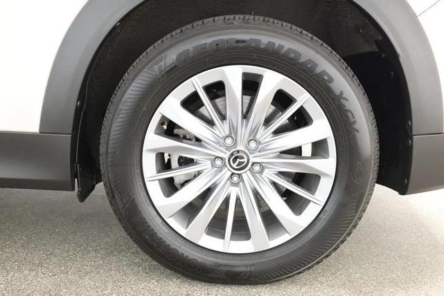 Photo of 2024 Platinum Quartz Mazda CX-90