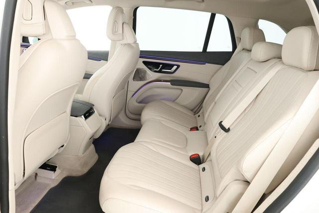Photo of 2023 Polar White Mercedes-Benz EQS 450
