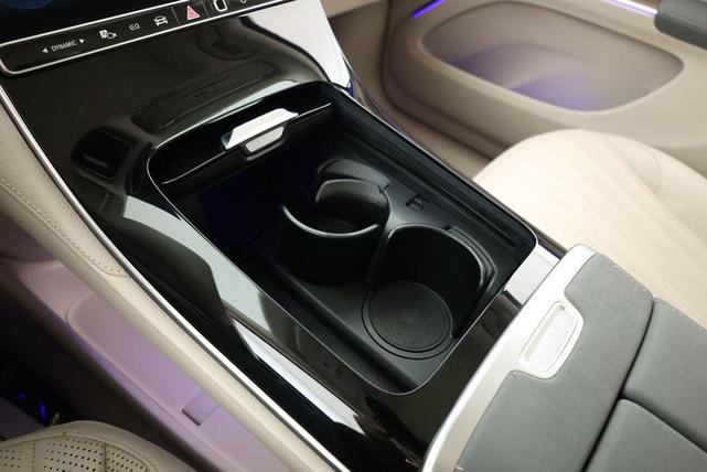 Photo of 2023 Polar White Mercedes-Benz EQS 450