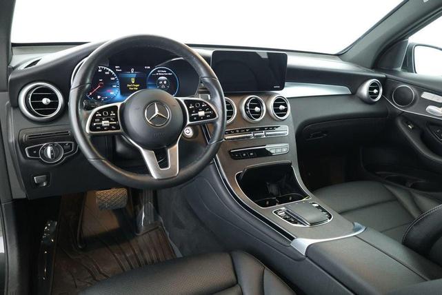Photo of 2022 Graphite Grey Metallic Mercedes-Benz GLC 300