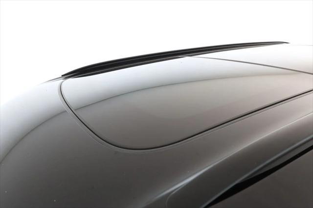 Photo of 2020 Midnight Black Metallic MINI Clubman