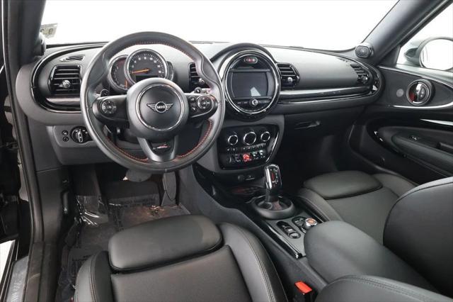 Photo of 2020 Midnight Black Metallic MINI Clubman