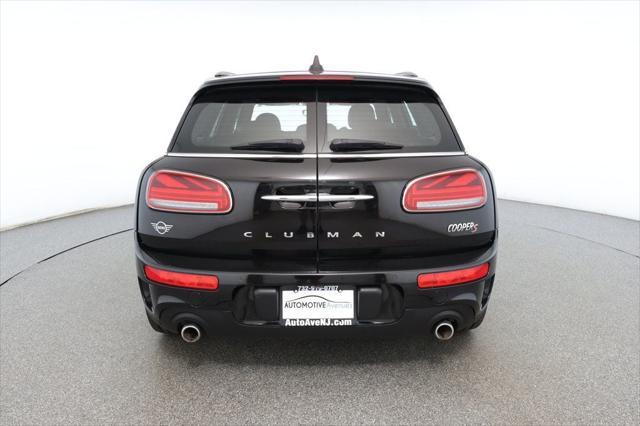 Photo of 2020 Midnight Black Metallic MINI Clubman