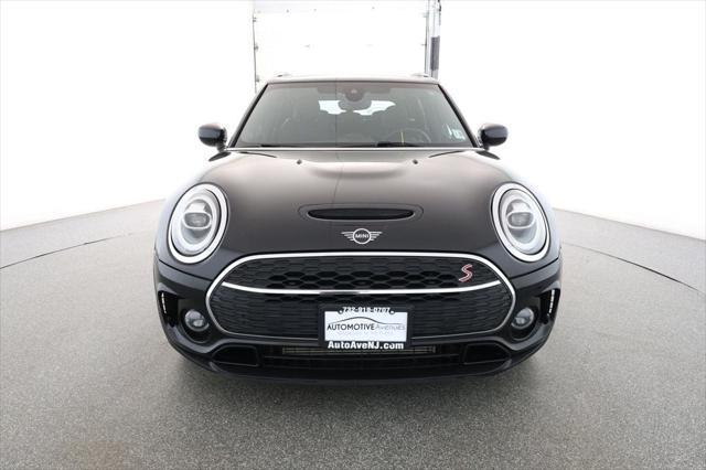 Photo of 2020 Midnight Black Metallic MINI Clubman