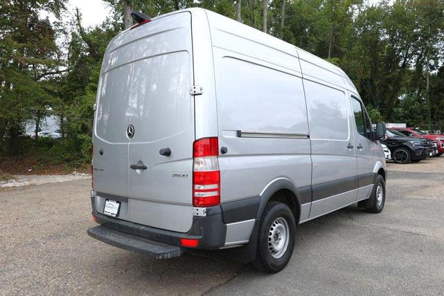 Photo of 2017 Brilliant Silver Metallic Mercedes-Benz Sprinter 2500