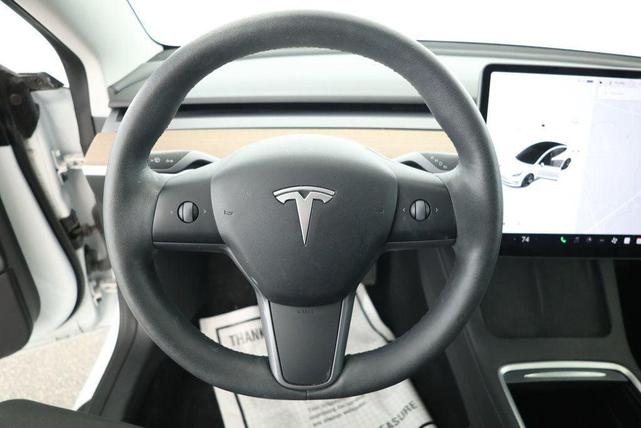 Photo of 2021 Pearl White Multi-Coat Tesla Model 3