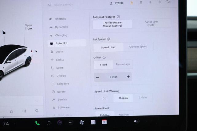 Photo of 2021 Pearl White Multi-Coat Tesla Model 3