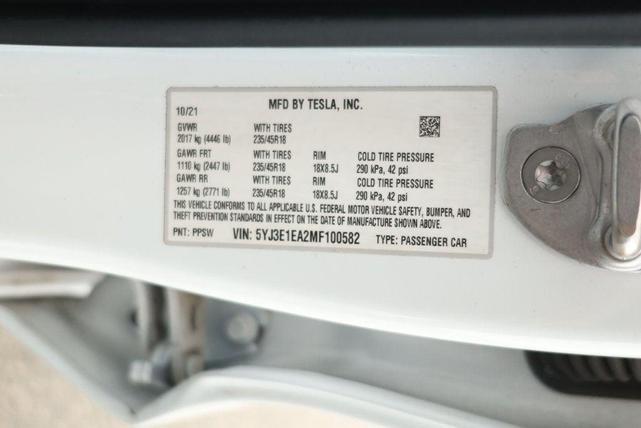 Photo of 2021 Pearl White Multi-Coat Tesla Model 3