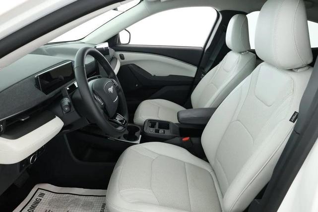 Photo of 2025 Star White Metallic Tri-Coat Ford Mustang Mach-E