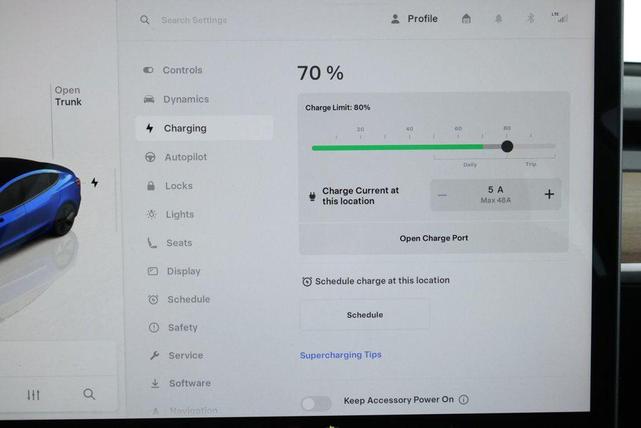 Photo of 2022 Deep Blue Metallic Tesla Model 3