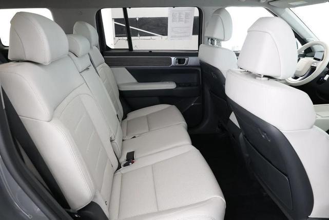 Photo of 2024 Hampton Gray Hyundai SANTA FE
