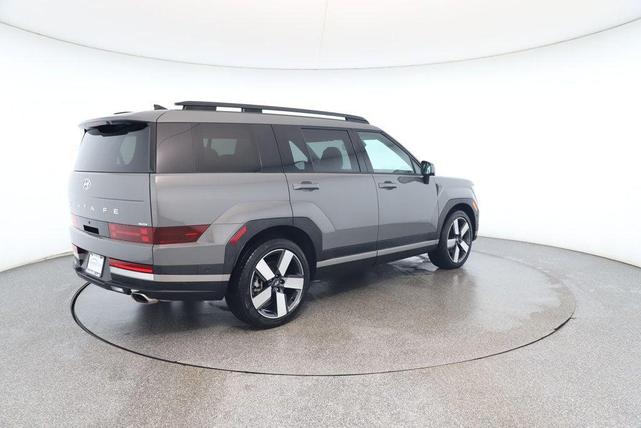 Photo of 2024 Hampton Gray Hyundai SANTA FE