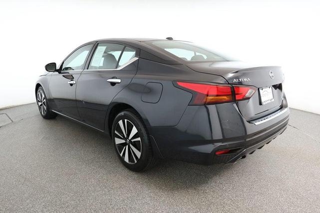 Photo of 2020 Storm Blue Metallic Nissan Altima