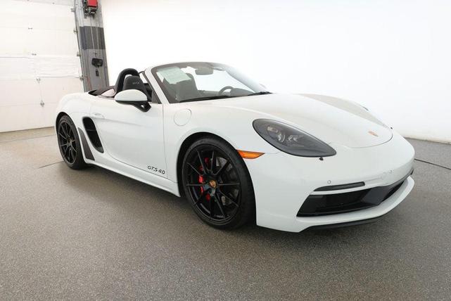 Photo of 2023 White Porsche 718 Boxster