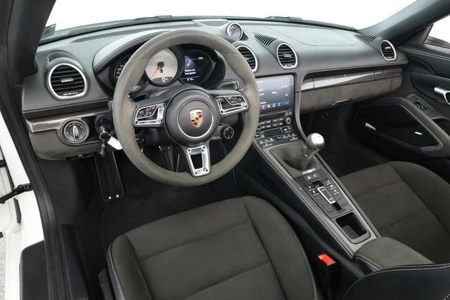 Photo of 2023 White Porsche 718 Boxster