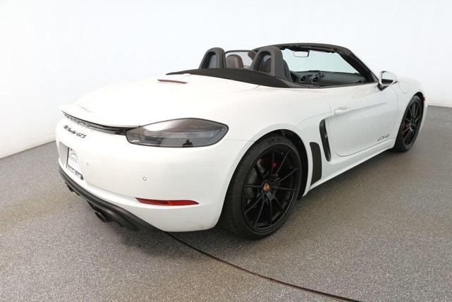 Photo of 2023 White Porsche 718 Boxster