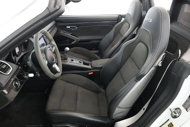 Photo of 2023 White Porsche 718 Boxster