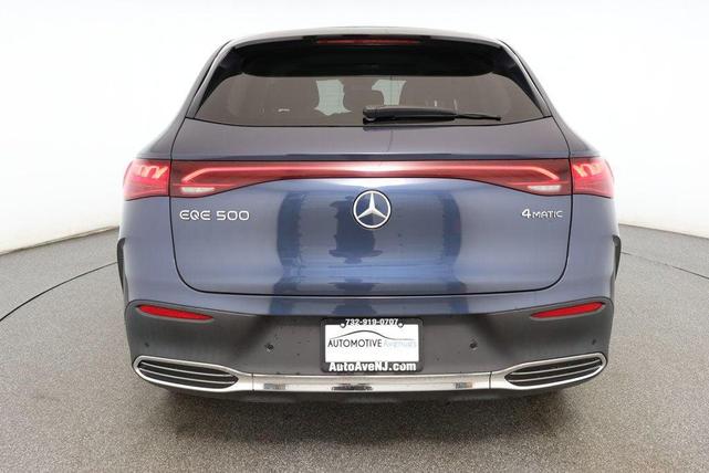Photo of 2023 Twilight Blue Metallic Mercedes-Benz EQE 500
