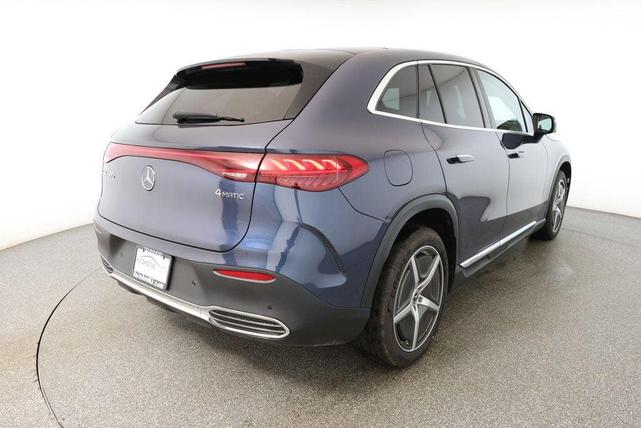 Photo of 2023 Twilight Blue Metallic Mercedes-Benz EQE 500