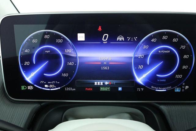 Photo of 2023 Twilight Blue Metallic Mercedes-Benz EQE 500