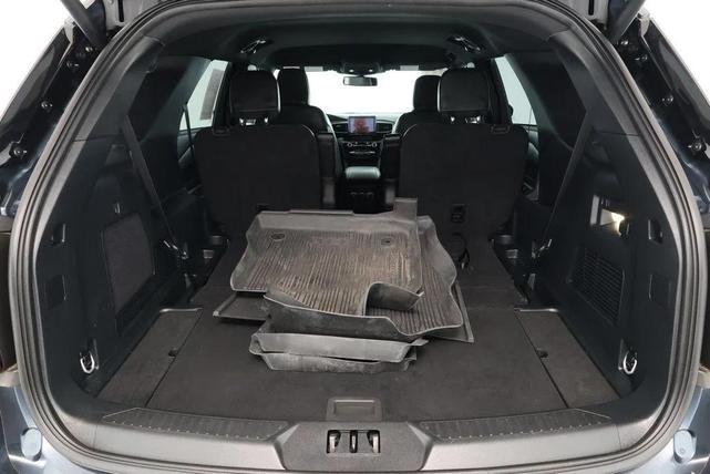 Photo of 2023 STONE BLUE METALLIC Ford Explorer