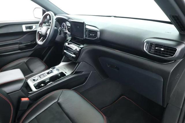 Photo of 2023 STONE BLUE METALLIC Ford Explorer