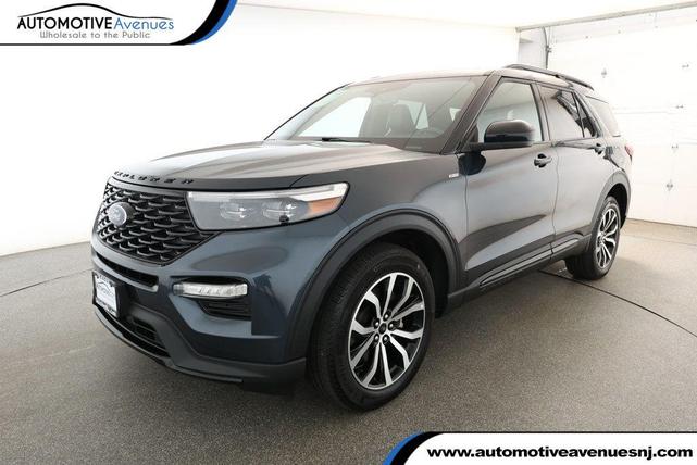 Photo of 2023 STONE BLUE METALLIC Ford Explorer