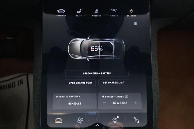 Photo of 2023 Cosmos Silver Metallic Lucid Air