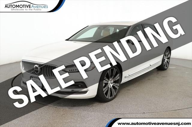 2022 Volvo S90