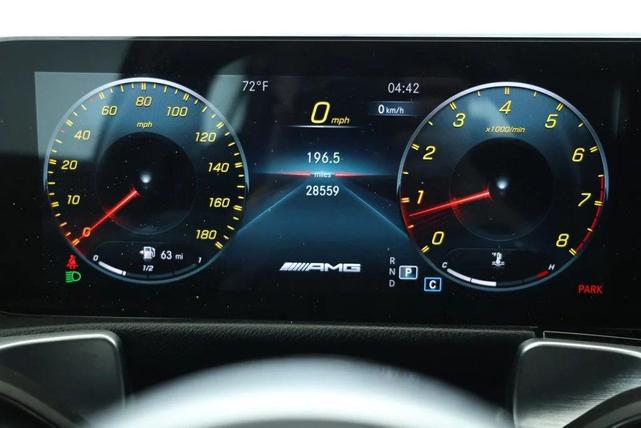 Photo of 2022 Polar White Mercedes-Benz AMG GLB 35