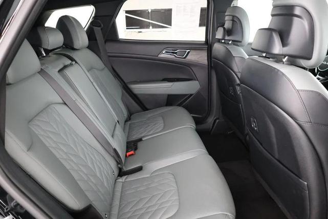 Photo of 2023 Ebony Black Kia Sportage