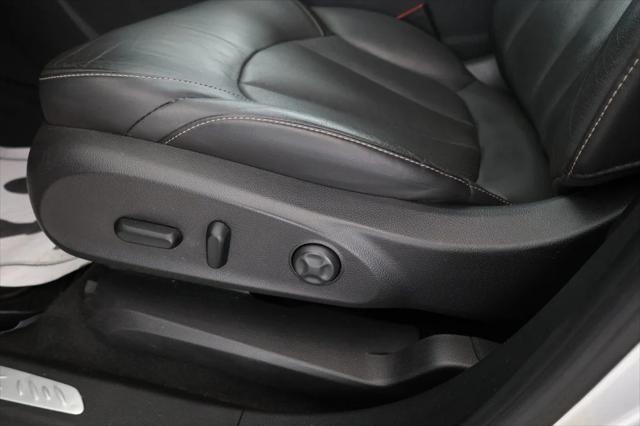 Photo of 2017 Galaxy Silver Metallic Buick Envision