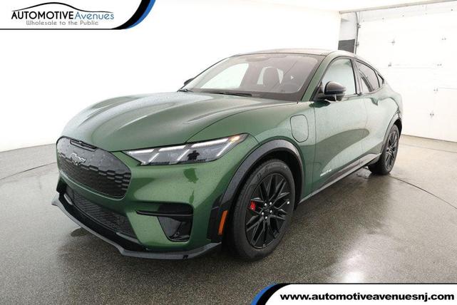 Photo of 2025 Eruption Green Metallic Ford Mustang Mach-E