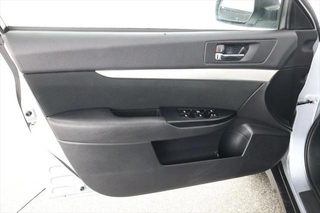 Photo of 2014 Ice Silver Metallic Subaru Outback