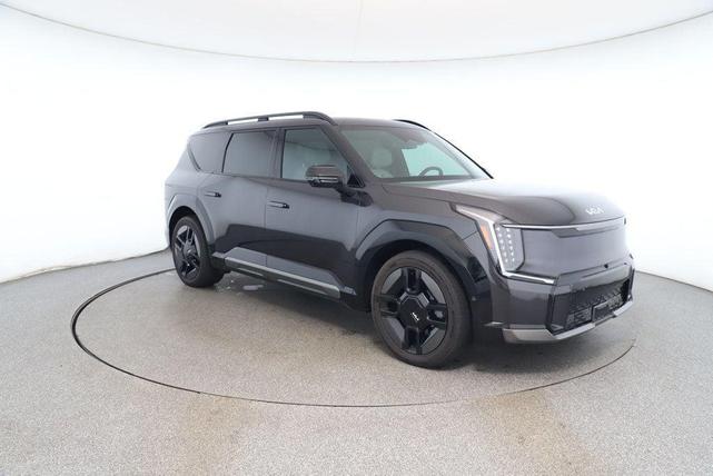 Photo of 2024 Panthera Metal Kia EV9