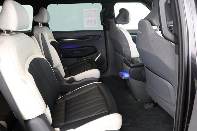 Photo of 2024 Panthera Metal Kia EV9